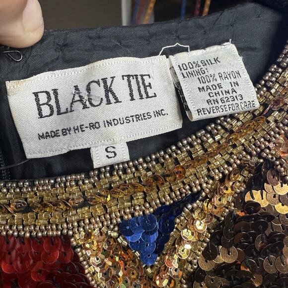 Vintage Black Tie Silk Sequin Top Stunning Condition Size Small Vintage 80's - Picture 13 of 13